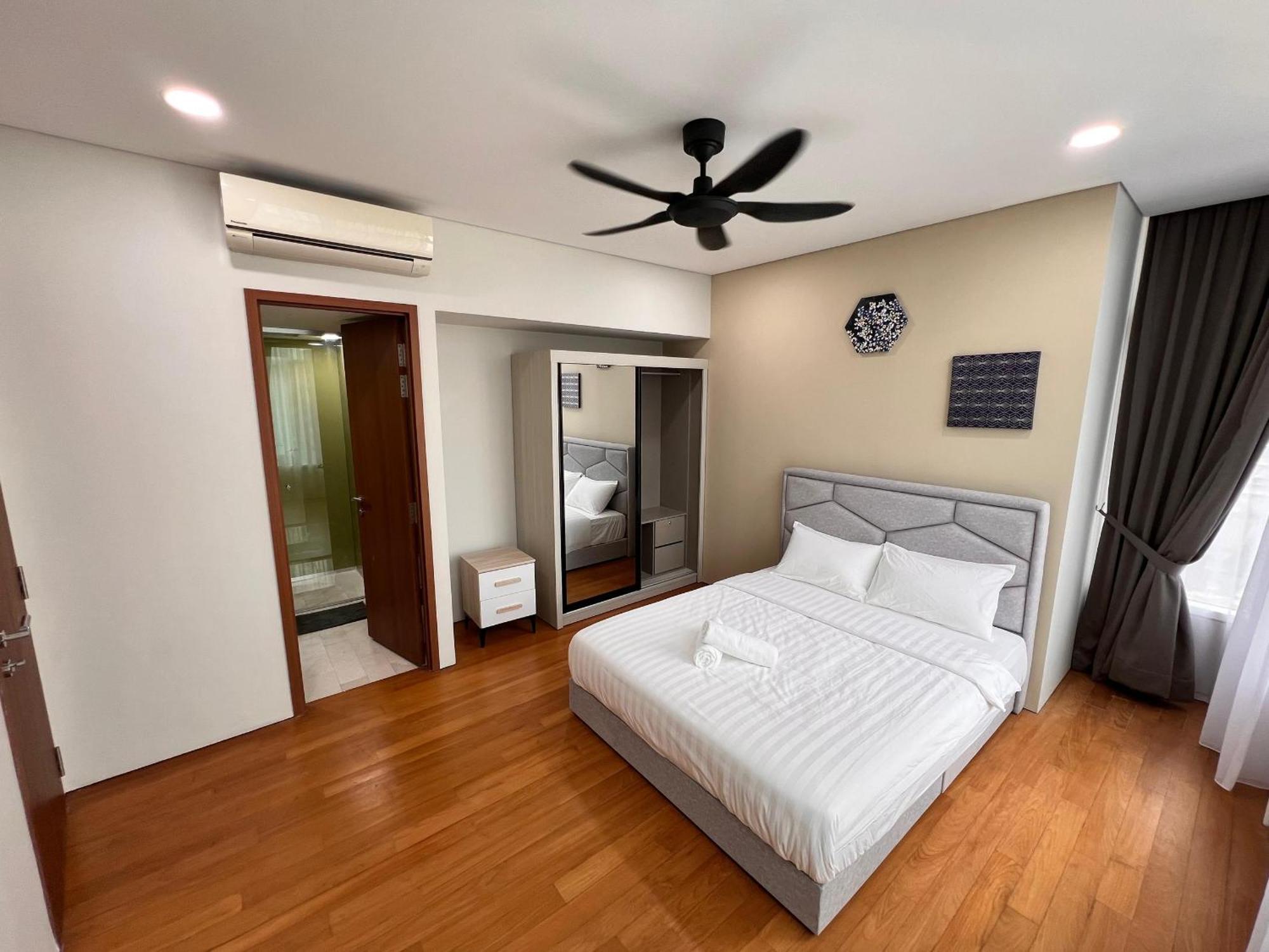 Sky Suites At Klcc By Mitstay Kuala Lumpur Luaran gambar