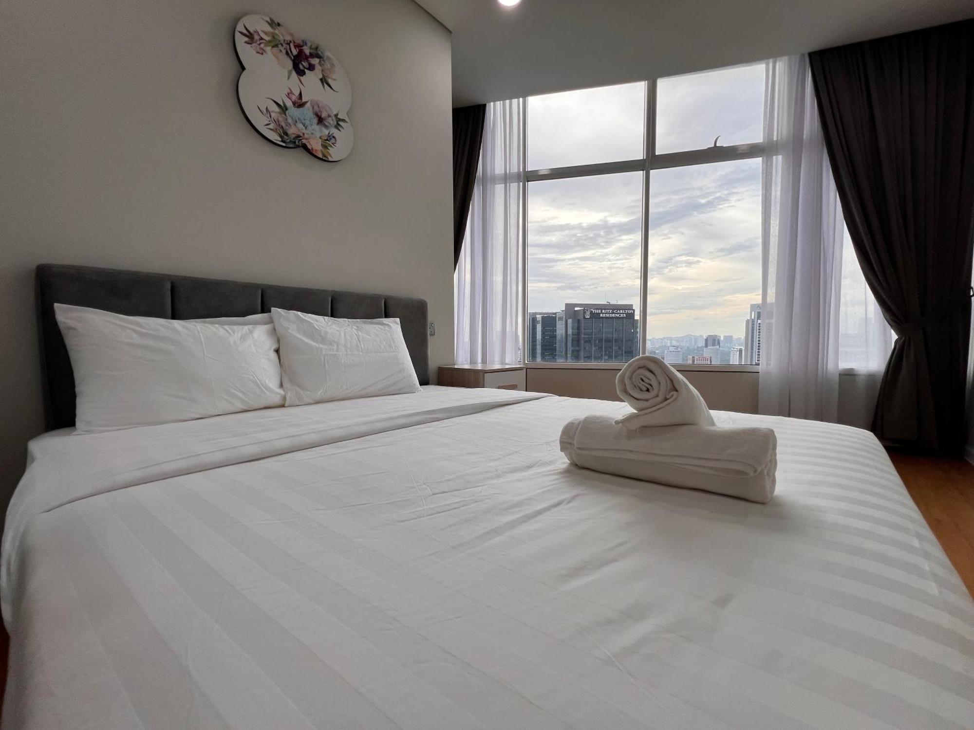 Sky Suites At Klcc By Mitstay Kuala Lumpur Luaran gambar
